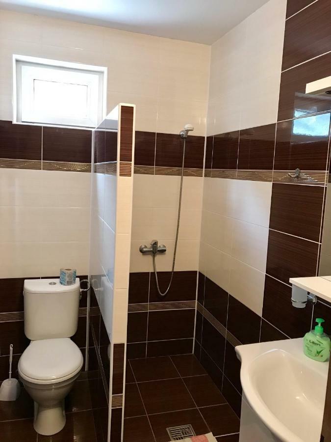 Restaurace Penzion Pod Sumarnikem Tvarozna Lhota Extérieur photo